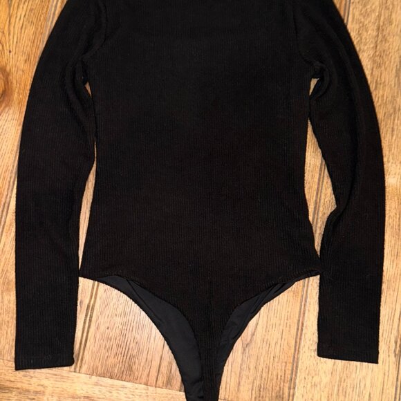 Klassy Network Ribbed Long Sleeve Square Neck Bodysuit | Large Black Bramisuit - Picture 11 of 13